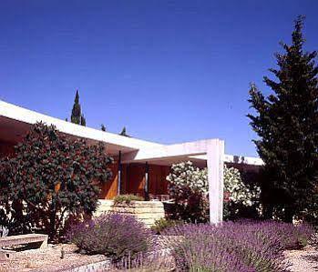 Les Cabanettes Hotel
